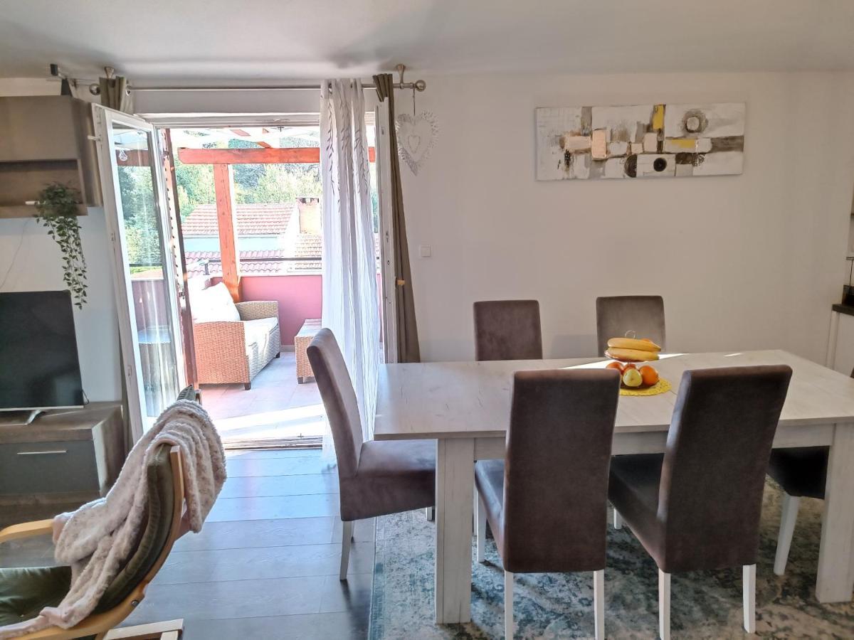 Апартаменти Apartman Brigita Біоград-на-Мору Екстер'єр фото